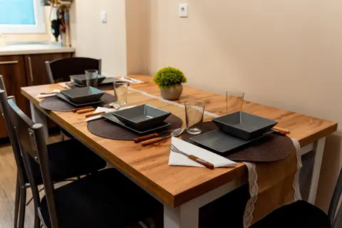 L&H Apartment