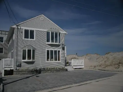 Ocean Front Duplex Sleeps 8