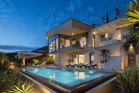 Luxury & Unique Villa Bevel House with sea view