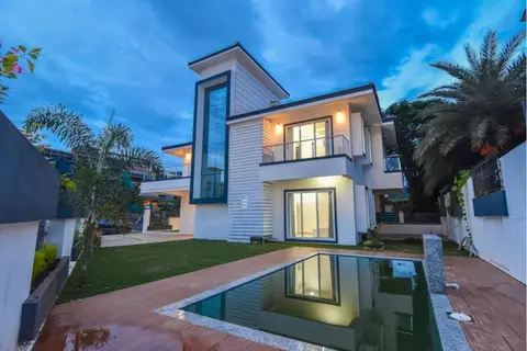 Aristo villa by 29bungaow