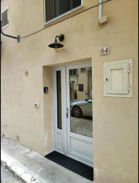 ROSSELLI 64
