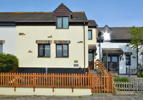 2 Bed in Padstow oc-p00385