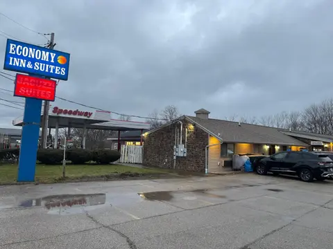 Economy Inn & Suites