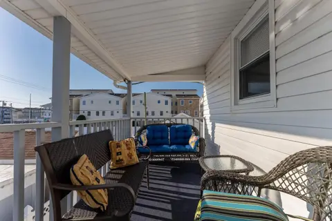 Comfortable 2BR Condo Near the Beach & Boardwalk