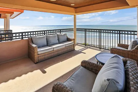 Seaclusion Beach Townhome