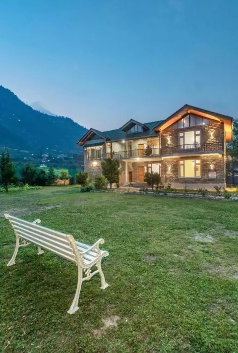 Raison Chalet 4BHK