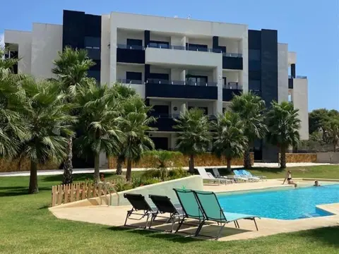 Nieuw gelijkvloers appartement met groot terras!