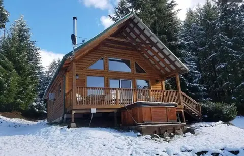 Mountain View Cabin, Hot Tub at White Pass Resort, Mt Rainier
