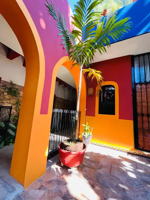Casa Tres Colibries