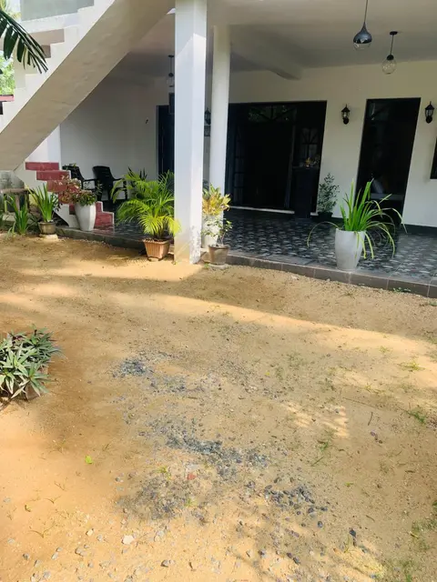 Sri Mali Holiday Home