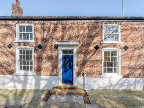 Classy yet cosy and close to Chester City Centre
