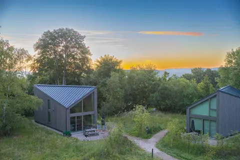 NEUGRAD - hochwertige Ferienhäuser im Nationalpark Eifel