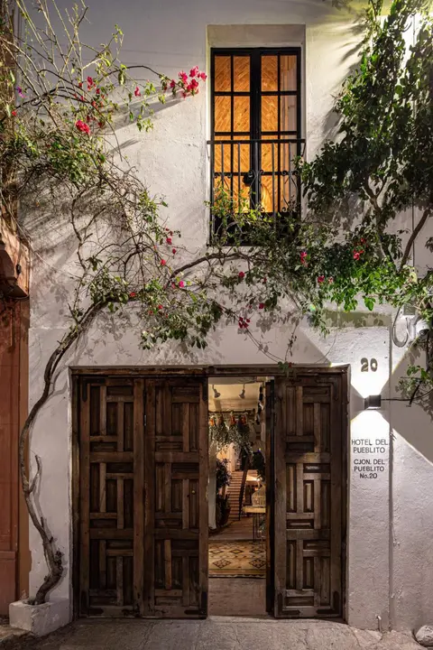 HOLT Hotel del Pueblito