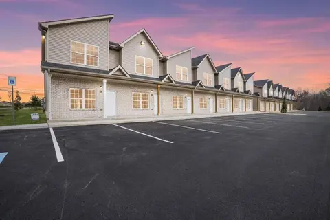 A Taste of Luxe: Upscale Condo Near Nashville and Ft Campbell