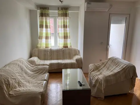 Vlada apartment