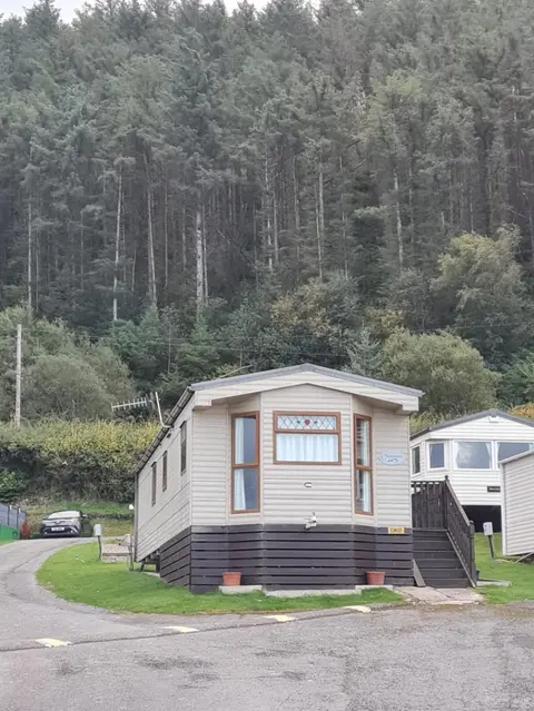 Spacious Luxury Escape with Sea Views and Pet Friendly at Clarach Bay