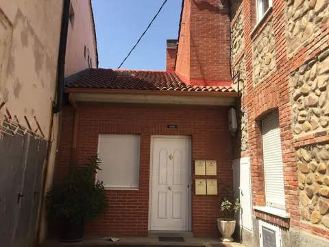 Azadinos, León.