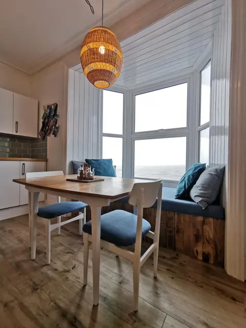 Lovely Seafront 2 bed flat in Aberystwyth