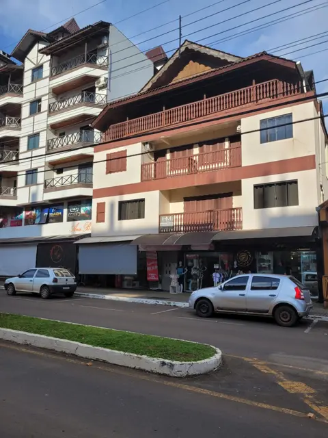Apto 1 quarto Avenida