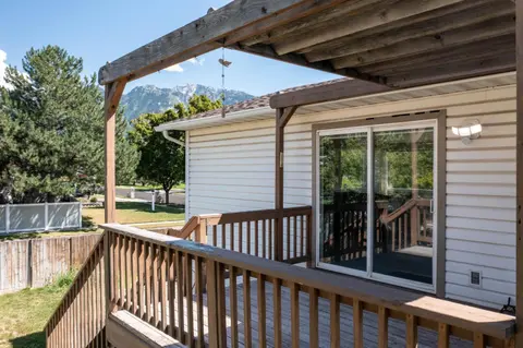 Near City Park-Mountains-Canyons-Game Room-Pool