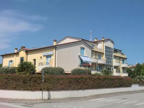 Residence Elisa Luxurious Apartment - AGENZIA COCAL