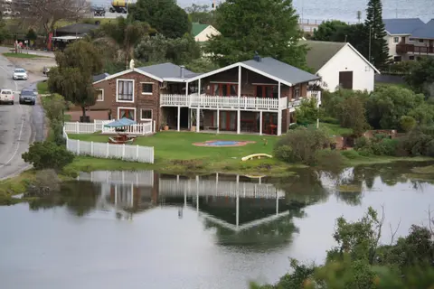 Salt River Lodge