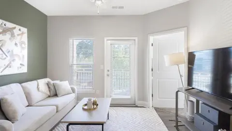 Landing - Modern Apartment with Amazing Amenities (ID2000X66)
