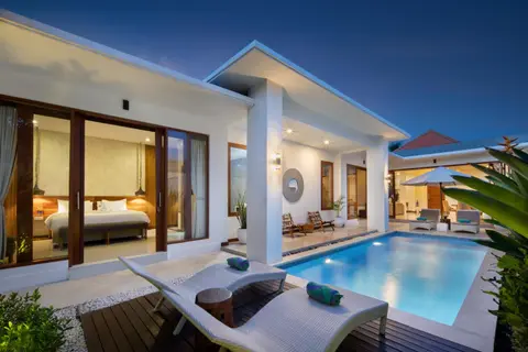 The Luxury Collection, Monaco Blu