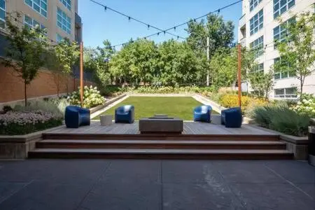 1 BR Loft Near Central West End Walk to BJC