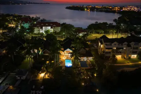 Luxurious Villa in Montego Bay Jamaica