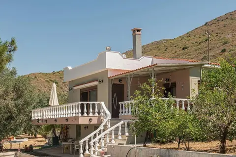 Villa Olive and Sea