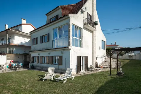 Casa da Ribeira Quarto Amarelo