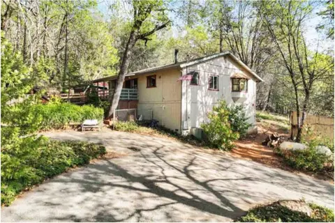 Forest Cottage Large Group Destination Vacation Sleeps 45