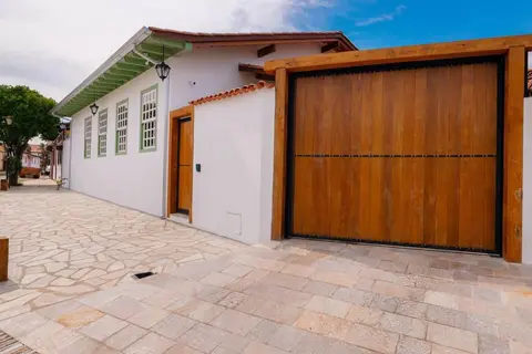 Solar da Matutina- Centro Histórico a 4 min da Rua do Lazer- Casa nova com piscina e vista maravilhosa