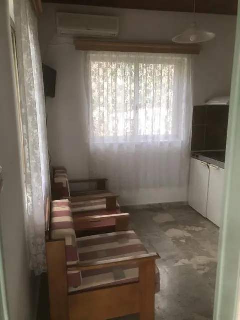 Barreira Beachfront Rooms 3
