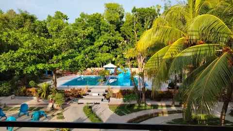 Dumalaay Coastline Resort