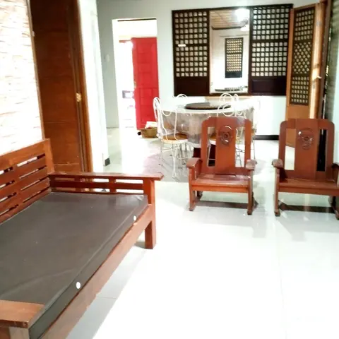 Balai uno