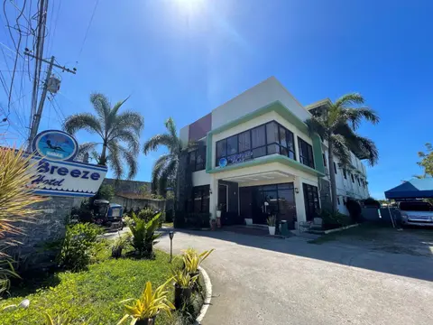Argao Seabreeze Hotel powered by Cocotel
