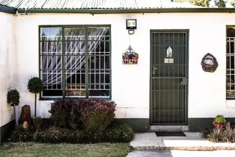 Clifford Selfcatering Guesthouse