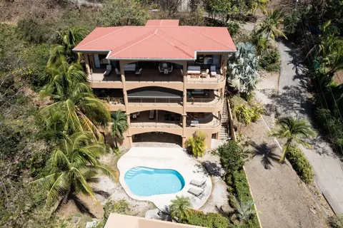 Vida de la Paz 4 - Oceanview Condo, 2BR, just remodeled, Playa Prieta