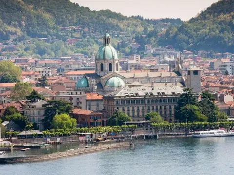 STAY IN COMO, your nest on the lake
