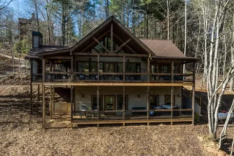 Lux Mountainside Hot tub 20 mins to Blue Ridge