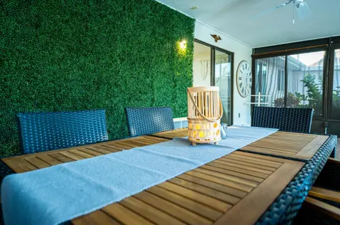 Cortez Chic! Private Heated Pool home, Cinema Room!