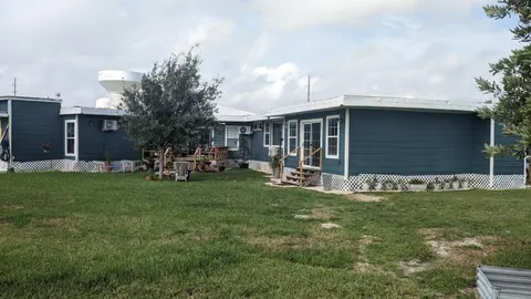 Cozy B- condo in charming Corpus Christi with WiFi, AC near Laguna Madre