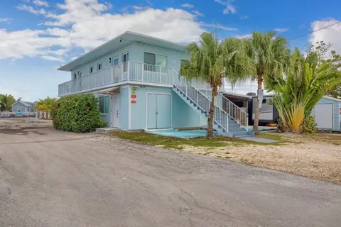 Waterfront Studio 2, Couples Oasis, Kayaks, Pool