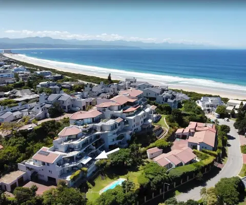 Sanctuary's Secret - Luxe 2 BD Rob Seaside Apt