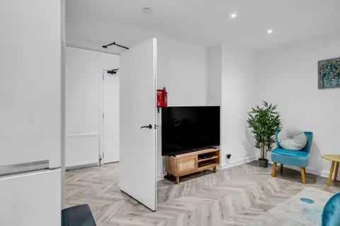 Spital Stay - SJA Stays - Modern 3 Bed Apartment