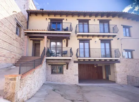 El sueño del Búho 1. Adaptado, chimenea y terraza