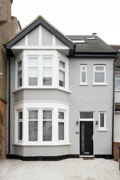 Luxurious London Studios