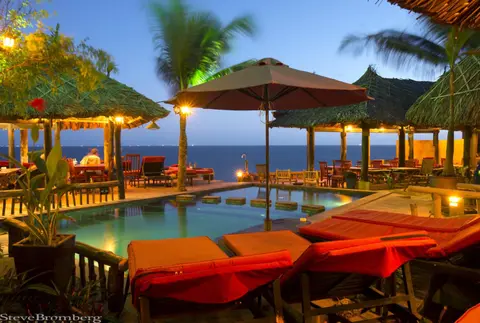 Joe's Cafe & Garden Resort